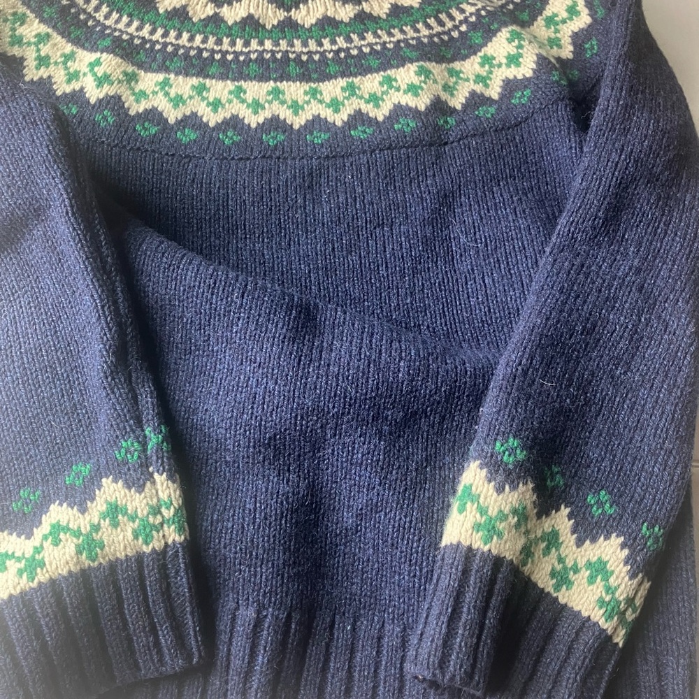 LLBean Fair Isle Sweater - Picture 6 of 9